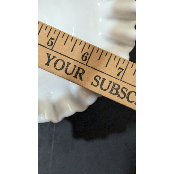 Vintage Fenton Hobnail Milk Glass Basket with Ruffled Edge - Picture 6 of 6